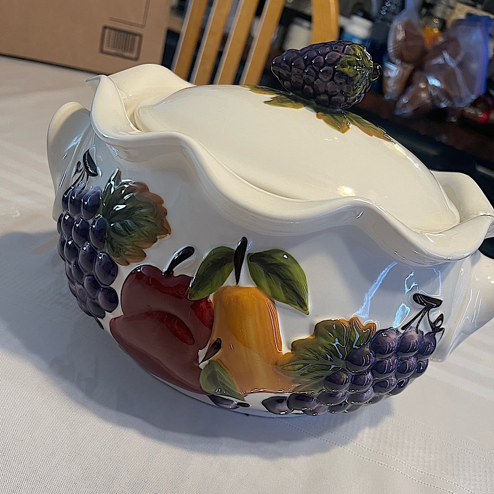 Sonoma Villa Bean Pot